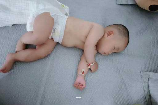 博尔塔拉4个月宝宝特点